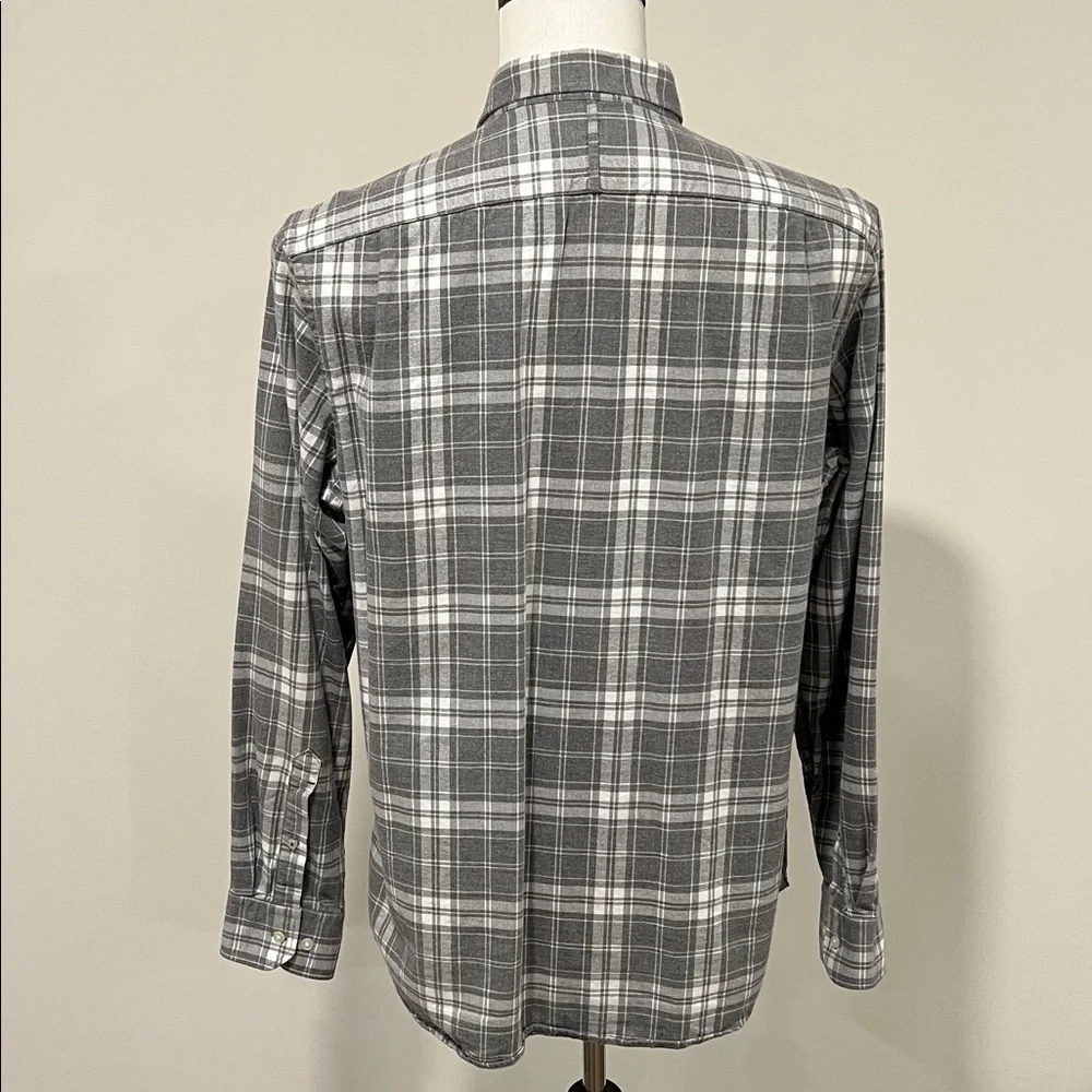 Banana Republic Lightweight Flannel Gray and White Plaid Shirt Size Large